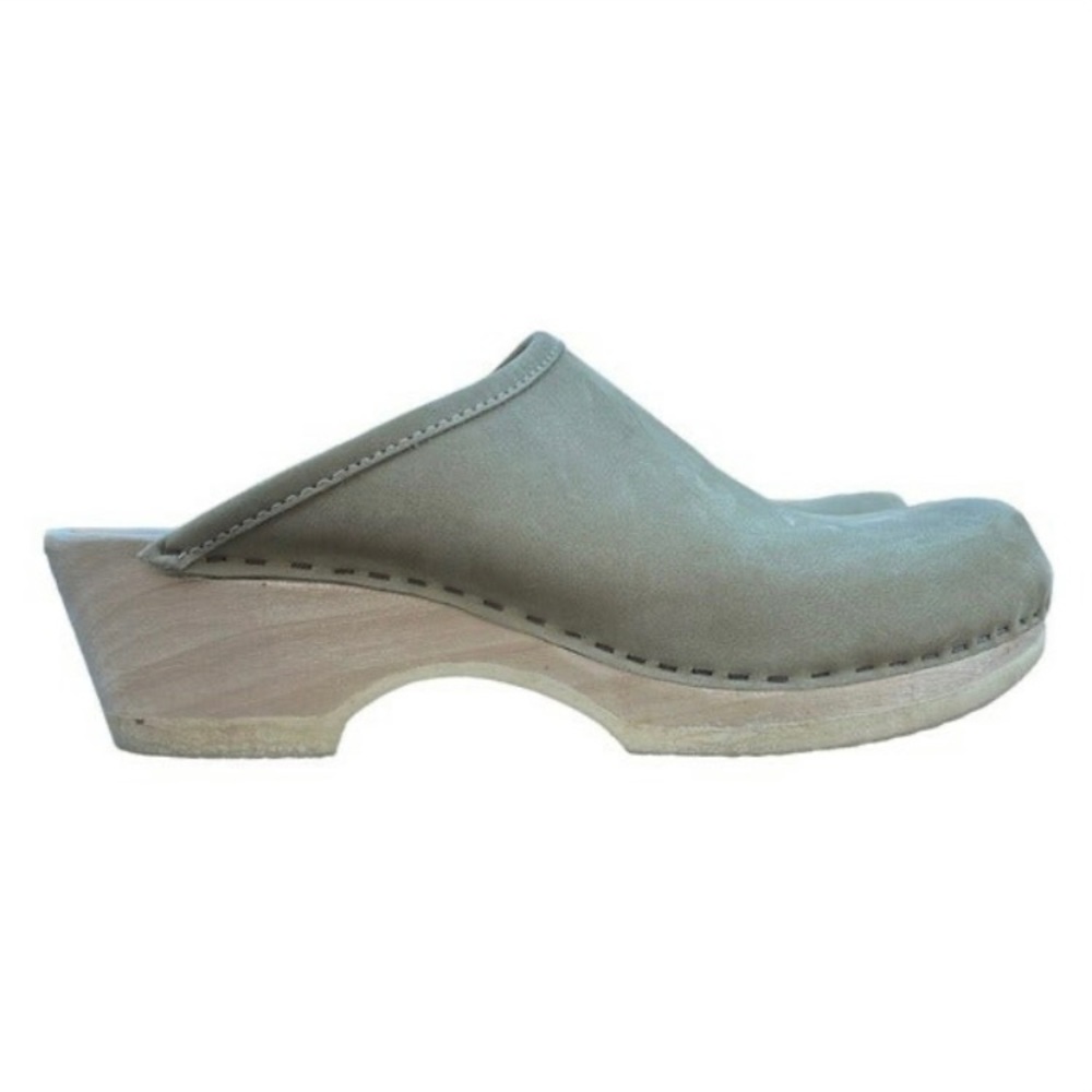 No. 6 Old School Clog Mid Heel Bone size 41